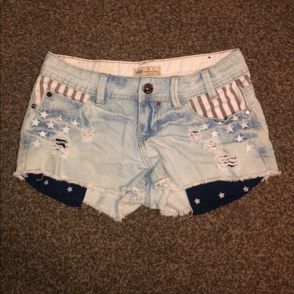 American flag shorts - Picture 1 of 3